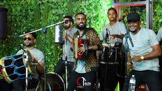 Video Hay Mi Cuarto de La Super Mini Banda