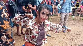 Download lagu detik detik simanis inces Popy ndadi kesurupan ‼️ ebeg gayu Cakra budaya mp3