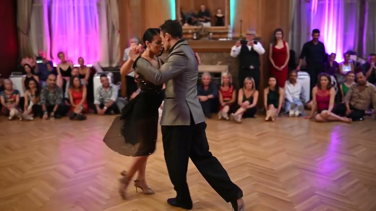 Video thumbnail for Maximiliano Cristiani & Antonella Terrazas dance Pedro Laurenz' Recien