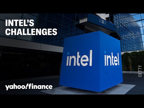 Intel stock plunges on weak guidance: What should investors do?
