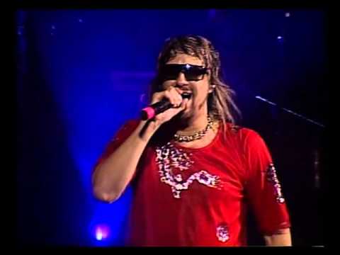 Los Autnticos Decadentes video Pochi peluca - Teatro Coliseo 2006