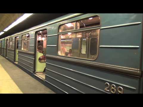 Budapest Metro - Forgách utca M3 [1080p]
