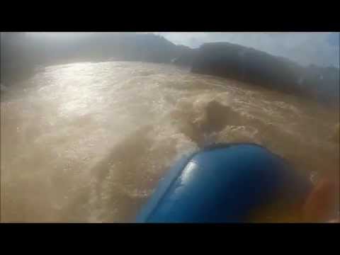 Patos na Agua Rafting Itaoca 02.wmv