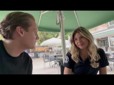 # 22 Servitriser och Johan Forssell