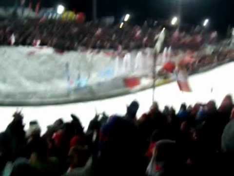 Puchar Swiata w Zakopanem 2013( Cala Skocznia Spiewa Ona Tanczy)