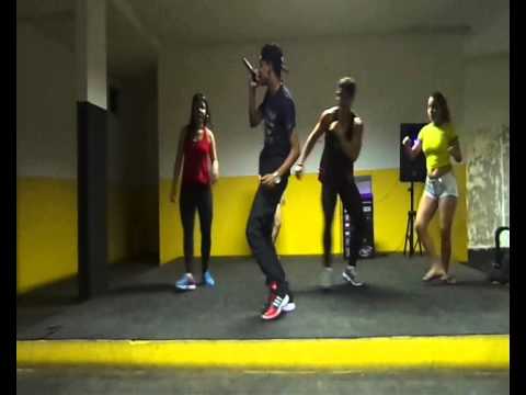 MC Inho - Ensaio "A Mistura Do Momento Part. Nenho Falando De Amor" [AUDIONÃOOFICIAL]