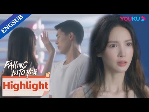 Coach slaps her student for stealing kiss from her when she was asleep | Falling into You | YOUKU