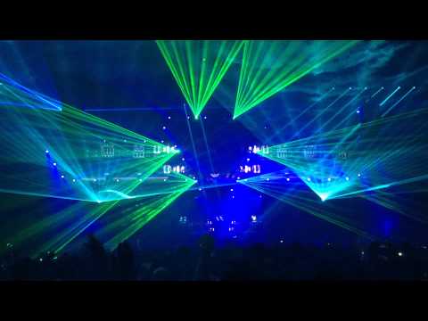 Transmission 30.11.2013 - Markus Schulz playing "KhoMha - Hydra Original Mix" and "Grindhouse"