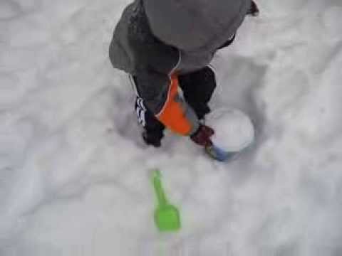 Copy of Devang 0512 - Enjoying in snow