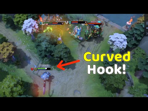 Pudge throws a Curved Hook!