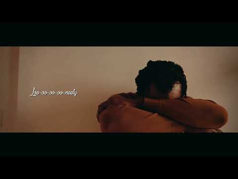 Yenic - "SINGUR" (Lyrics Video)