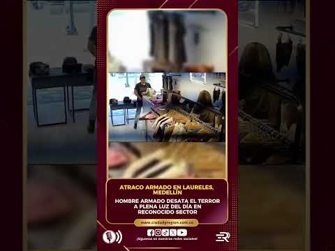 Peligroso delincuente armado aterroriza un local comercial para robarse un computador