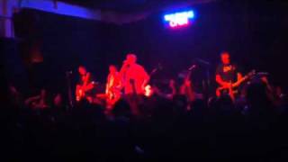 Guided by Voices "Tractor Rape Chain"