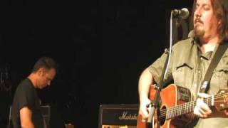 Drivin N Cryin- This Town (Sound Check 7/3/10)