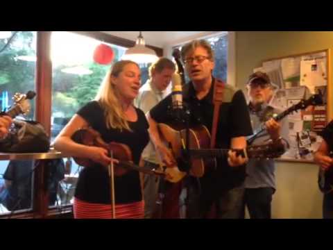Juliana Trivers & The Back Alley String Band