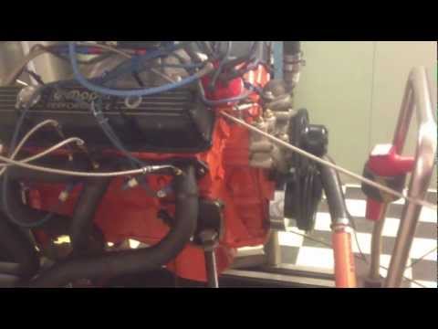 My Mopar 520 cid engine idle in dyno