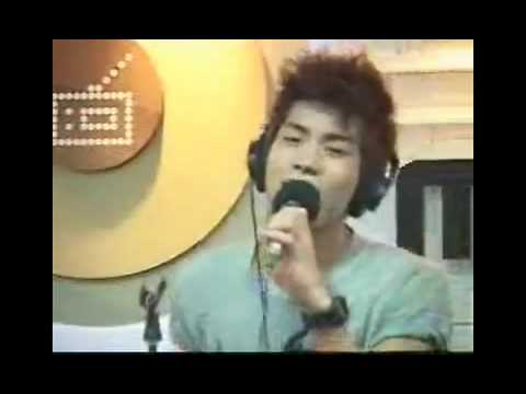 090611 SHINee JongHyun Baby Baby Live! @ ShimShimTaPa