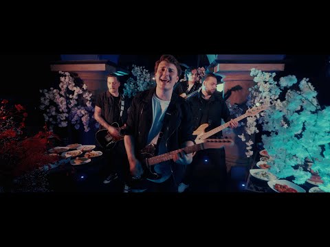 FLO GRUBER - Diät (Offizielles Musikvideo)