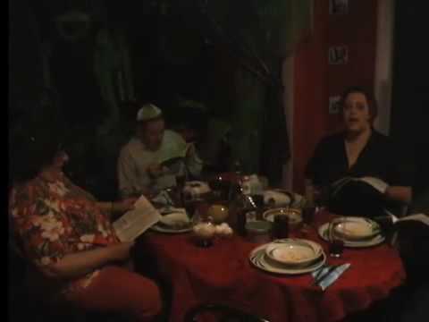 A Palkowitz Now 04 - Passover Seder Dinner (Part 1)