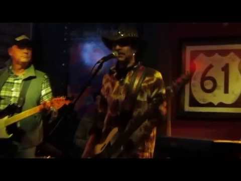 The Weight - Mustache Maia