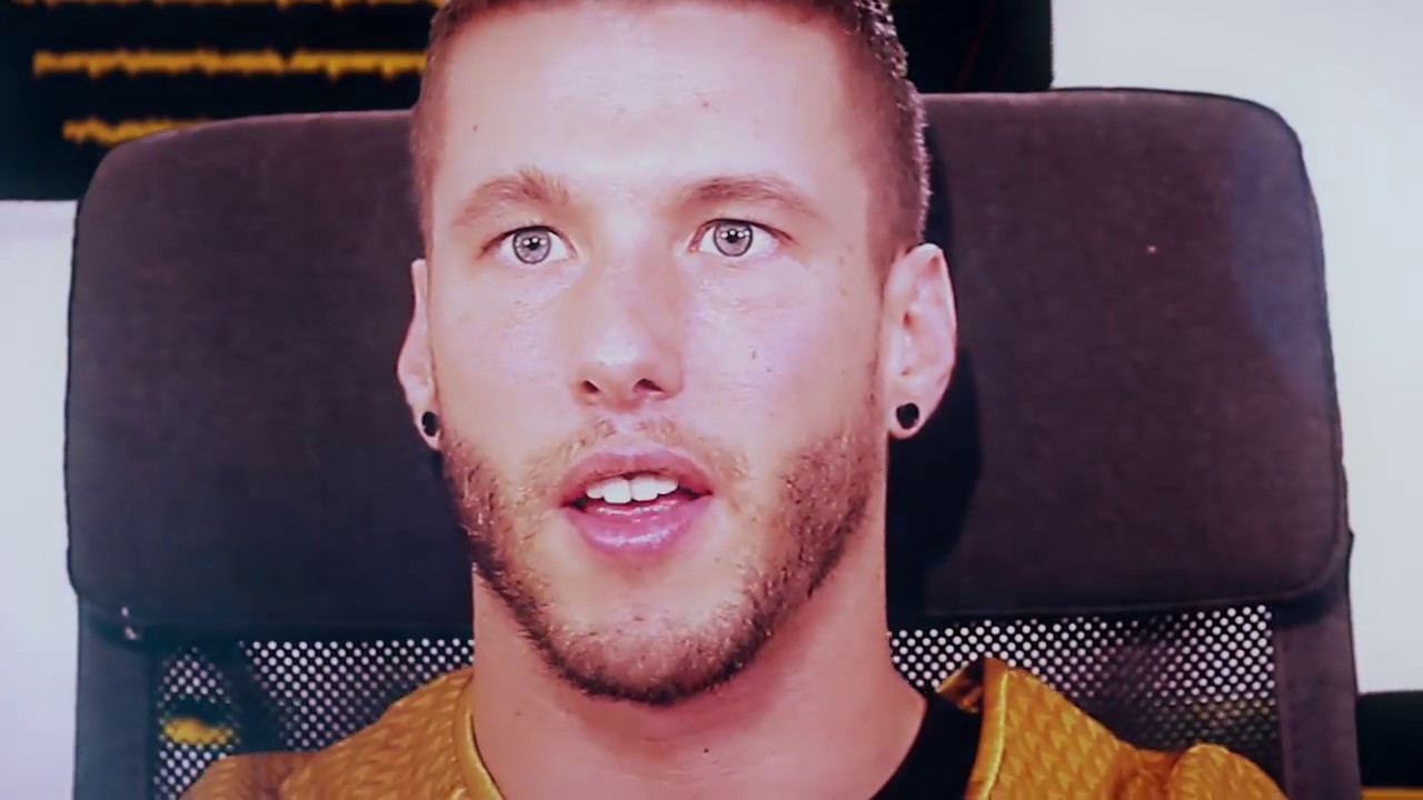 Miniature de la vidéo Men com -  Star Trek  A Gay XXX Parody du film Star Trek: A Gay XXX Parody