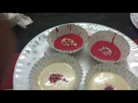 Baking a cupcake with aribah! Part-4