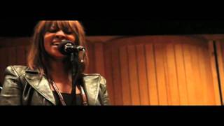 Jessica Reedy - &quot;Put It On The Altar&quot; UNPLUGGED (VIDEO)