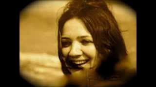 Bir Görüş Kabininde - İspanyolca - François Atlan - Durme