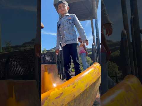 Snithik and Rithanya playing in the garden #kidsvideo #cocomelon #trending #cutebaby