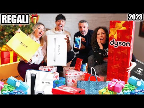 LET'S OPEN CHRISTMAS PRESENTS WITH THE WHOLE YOSFAMILY! *I OVERDID IT*