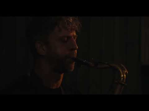 Møster! performs Liquid Fumes live in studio at Bryn Ballroom