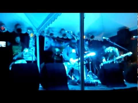 MOTABA - OBEDECER (EN VIVO) ROCK AL PARCHE SOGAMOSO 2012