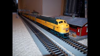 HO scale "Northwestern Ltd." with UP mail cars w consist