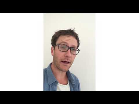 Klemen Slakonja kot Angela Merkel