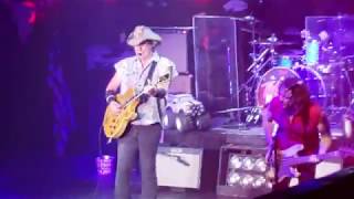 Ted Nugent: A Thousand Knives (W/ Epic Intro Rant) - Live At The Paramount, NY 8/10/19