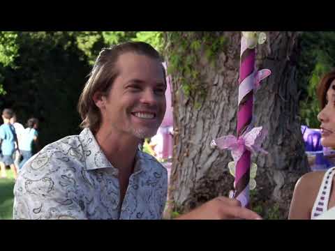 Ruxin meets Wesley-san's wife - Timothy Olyphant in The League (2012) S4E03