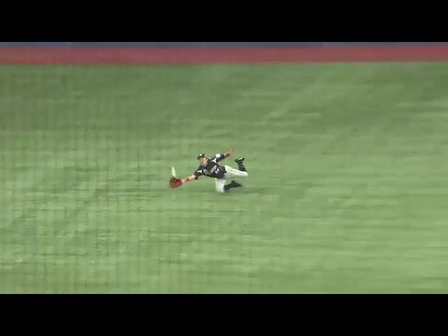【1回裏】もはや「無限の守備範囲」!! マリーンズ・岡田 がスーパーキャッチで魅せる!! 2016/9/11 Bs-M