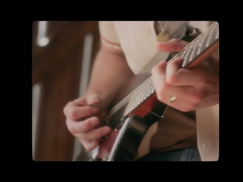 Video thumbnail for Champagne