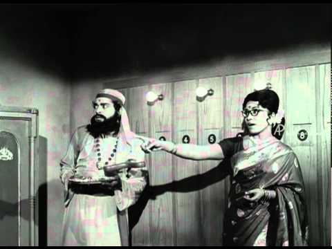 Kasethan Kadavulada - Manorama Tells the Secret of Money Locker