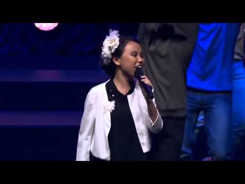 IFLC Australia - Phillipines singing  Thailand dancing(Sydney Opera House, 2016)