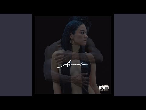 紙飛行機 – Awich 浦崎 亜希子