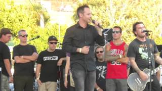 Bouncing Souls - &quot;Kate Is Great&quot; (live) / It&#39;s Not Dead Fest 2015