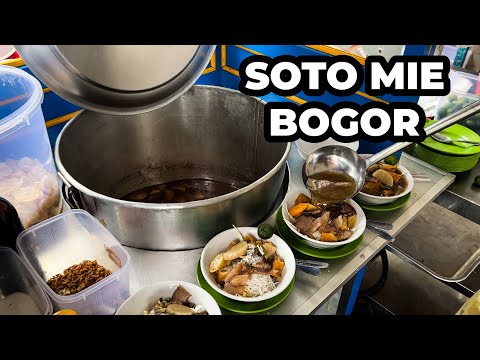 SOTO MIE BOGOR PAK KADIR || DAGINGNYA TEBAL-TEBAL || LEGEND