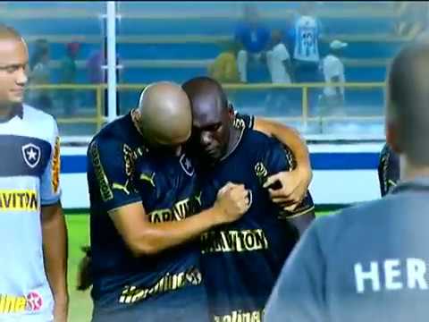 Botafogo 3 x 1 Macaé Carioca 2013 com direito a show e lágrimas de Seedorf