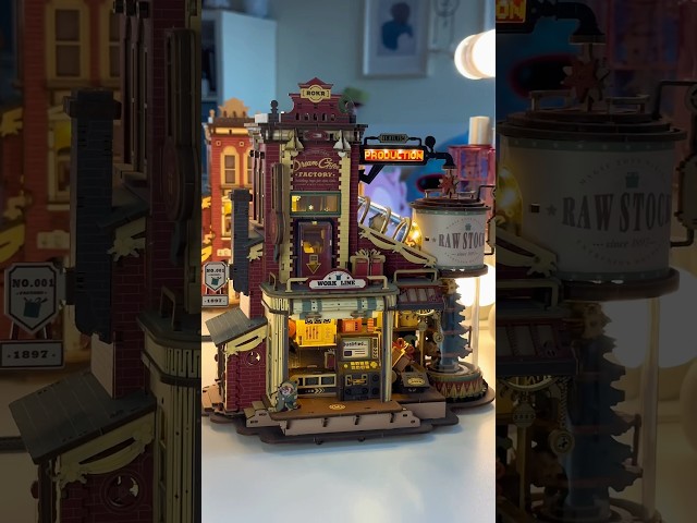 Vídeo relacionado con WACYDSD Puzzle 3D de 500 Piezas - Estadio de Fútbol de Fantasía - Kit DIY de Madera para Decoración Única del Hogar