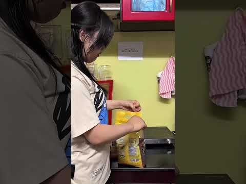 TỦ BẾP SẠCH MÙI ẨM MỐC, ĐÁNH BAY MÙI GIÁN VÀ ĐUỔI GIÁN RA KHỎI GIAN BẾP.