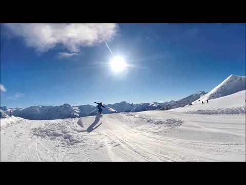 Jannek Förg beim Snowboarden am Diedamskopf 2018