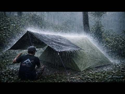 BAD WEATHER LIGHTNING STORMS AND VERY HEAVY RAIN ‼️ ⛈️ SOLO CAMPING IN HEAVY RAIN 