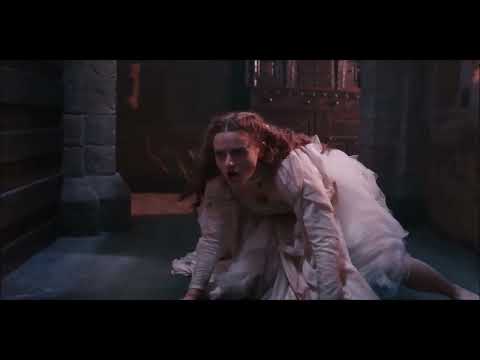 Joey King rolls - The Princess (2022)