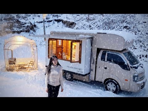 ❄️ High in the snow, snow camping with a dog in a cabin truck and transparent tent, ASMR